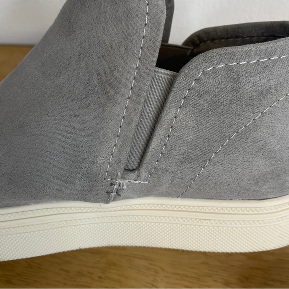Dolce Vita Tate Gray Suede Platform Slip On Chunky Sneakers Size 8.5 - Picture 13 of 16